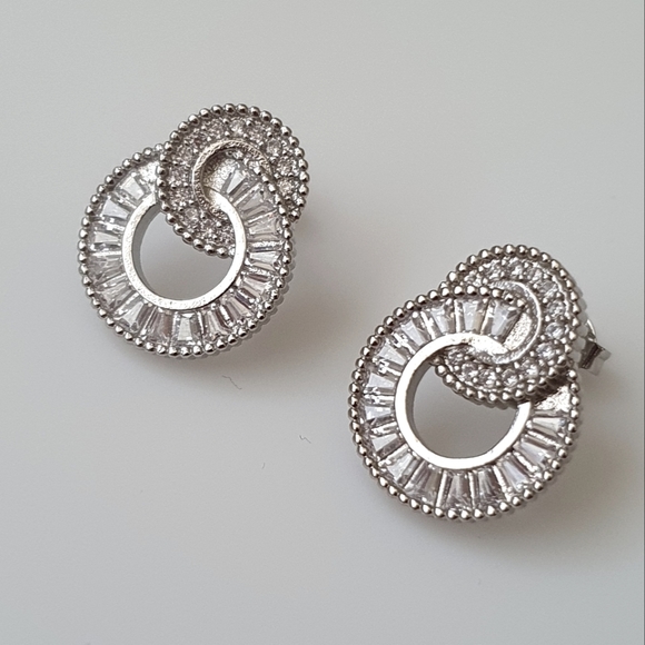 New Silver Bohoo Double Zircon Earrings - Picture 3 of 5